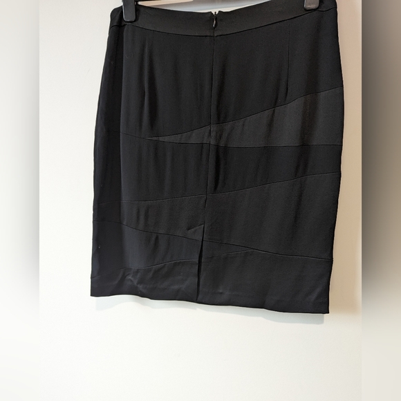 Tuzzi Black Triangle Print Skirt - Picture 2 of 7